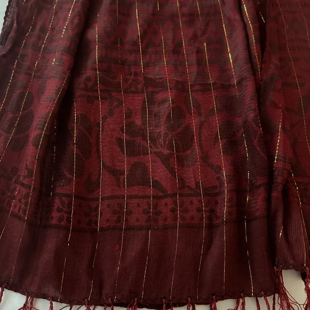 Elegant Black and Burgundy Scarf w/Gold Threading